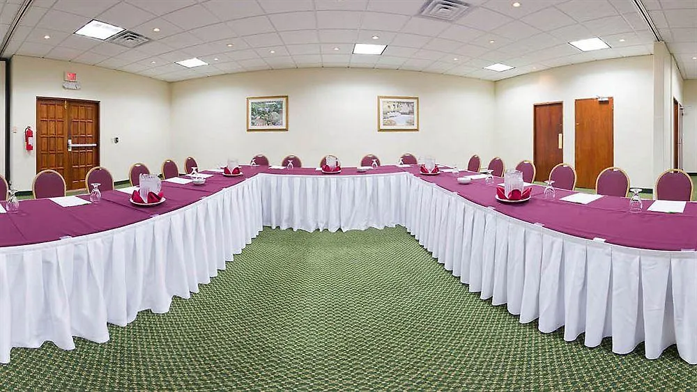 Holiday Inn Ponce & El Tropical Casino By Ihg